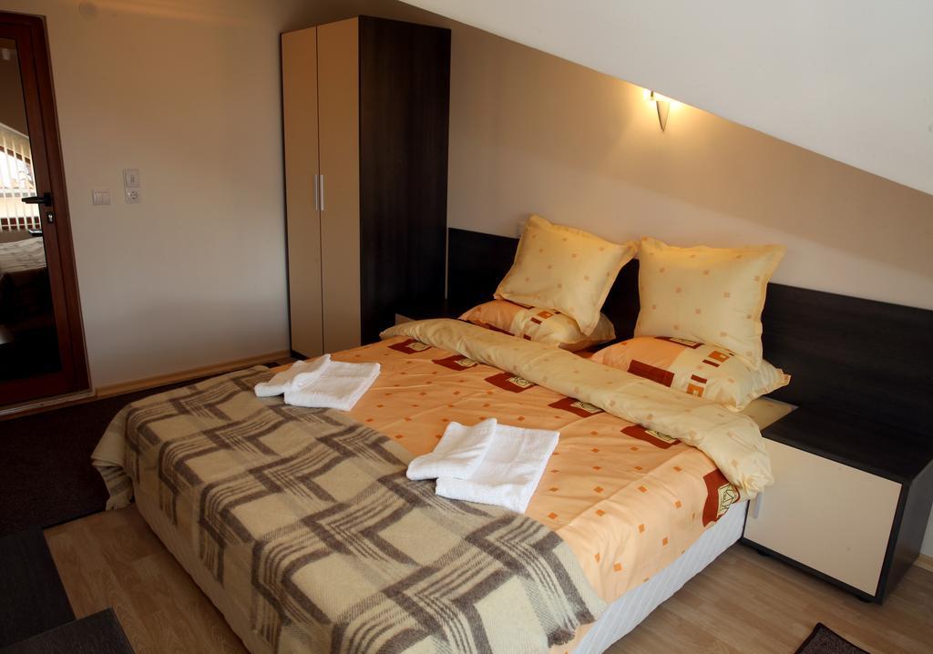 Guest House Koncheto Бансько Екстер'єр фото